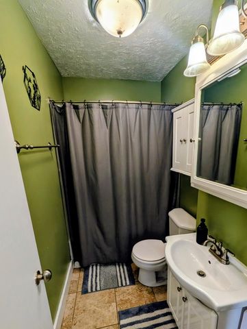 351 Us Hwy 20 Road, Chesterton, IN 46304