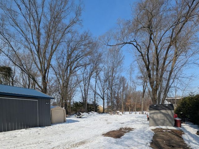 351 Us Hwy 20 Road, Chesterton, IN 46304