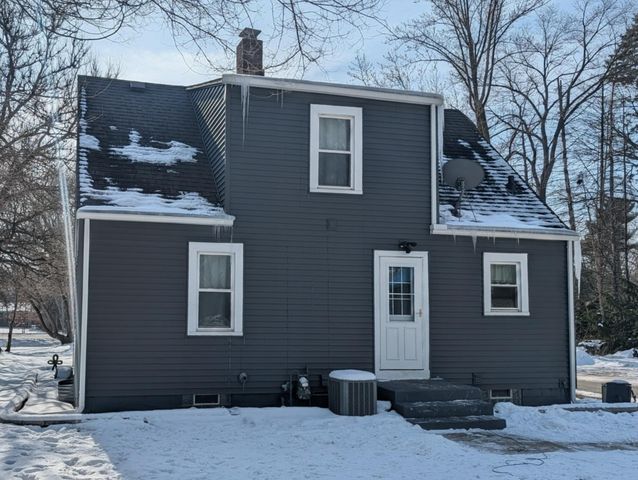 351 Us Hwy 20 Road, Chesterton, IN 46304