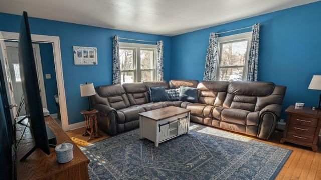 351 Us Hwy 20 Road, Chesterton, IN 46304