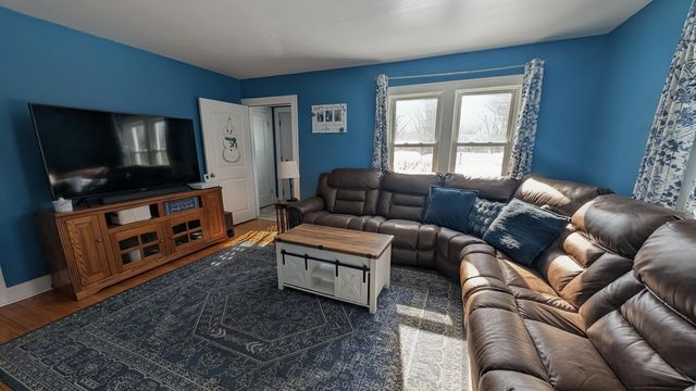 351 Us Hwy 20 Road, Chesterton, IN 46304