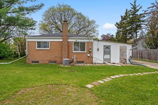19152 Weyher Street, Livonia City, MI 48152