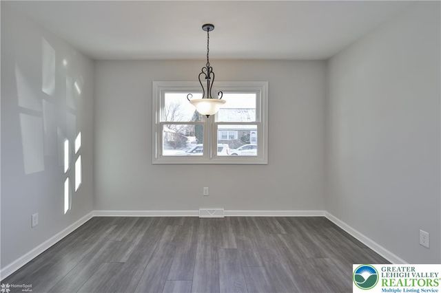 218 North 38th, South Whitehall Twp, PA 18104