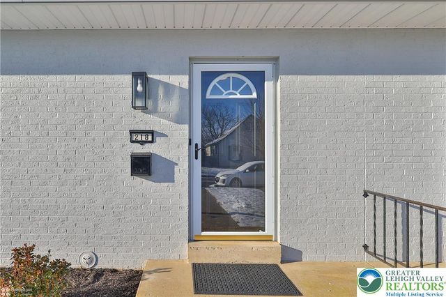 218 North 38th, South Whitehall Twp, PA 18104