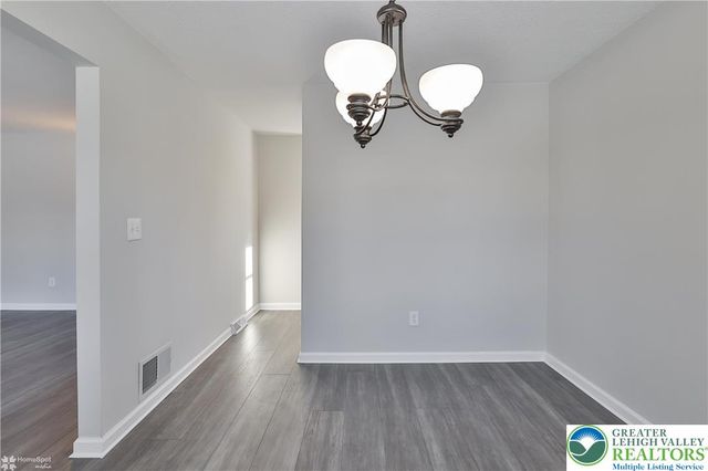 218 North 38th, South Whitehall Twp, PA 18104