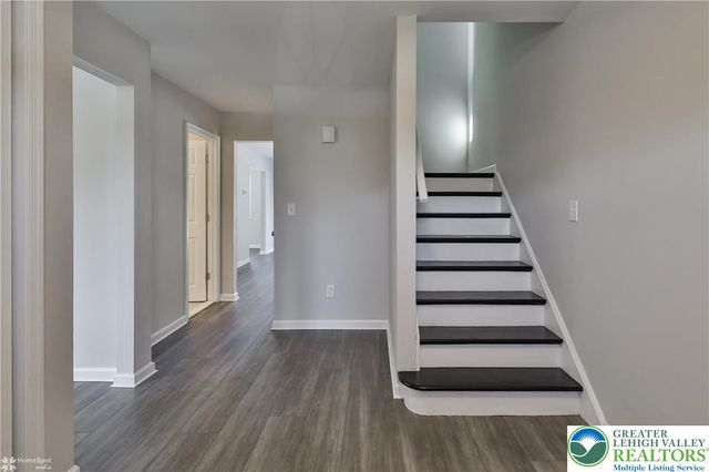 218 North 38th, South Whitehall Twp, PA 18104