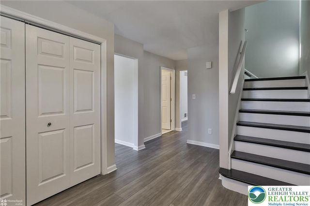 218 North 38th, South Whitehall Twp, PA 18104