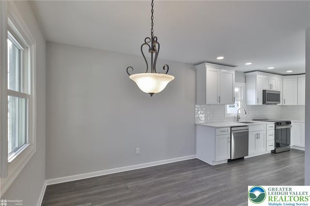 218 North 38th, South Whitehall Twp, PA 18104