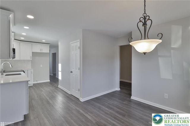 218 North 38th, South Whitehall Twp, PA 18104