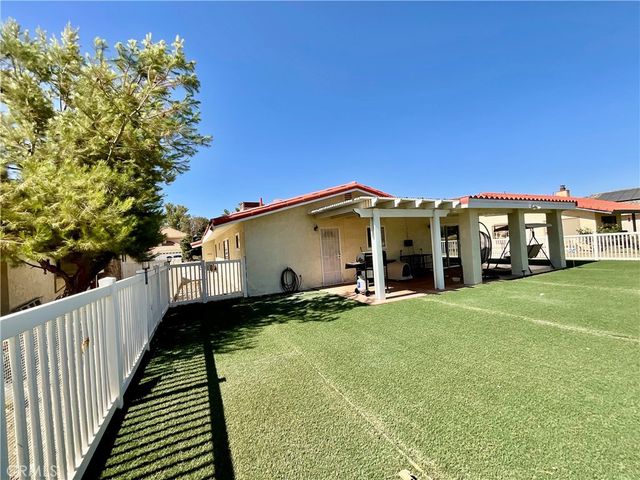 14913 Blue Grass, Helendale, CA 92342