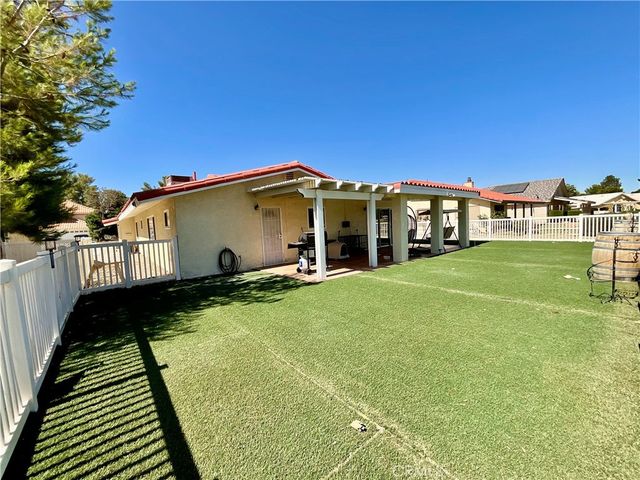 14913 Blue Grass, Helendale, CA 92342