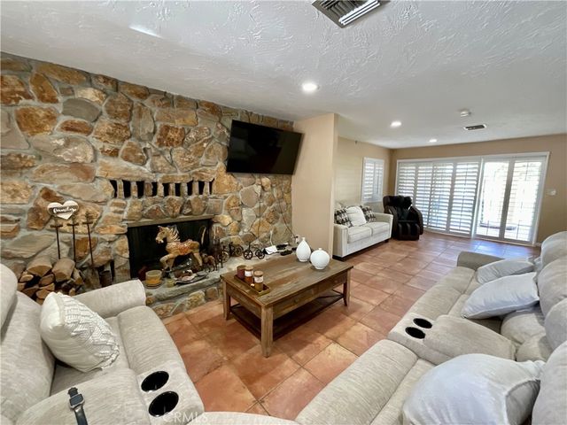 14913 Blue Grass, Helendale, CA 92342