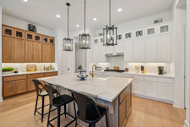 2264 Emerald Drive, Waxahachie, TX 75167