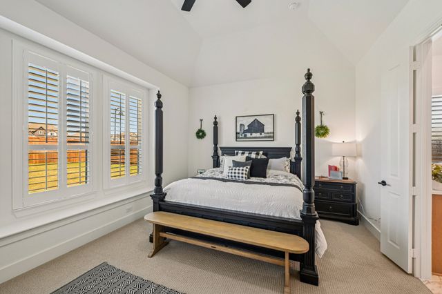 2264 Emerald Drive, Waxahachie, TX 75167