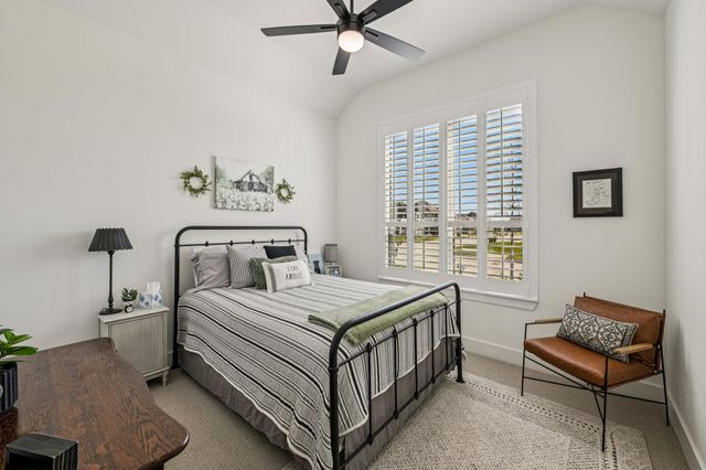 2264 Emerald Drive, Waxahachie, TX 75167