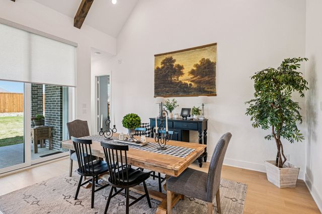 2264 Emerald Drive, Waxahachie, TX 75167