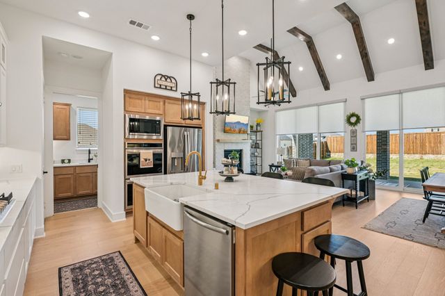 2264 Emerald Drive, Waxahachie, TX 75167