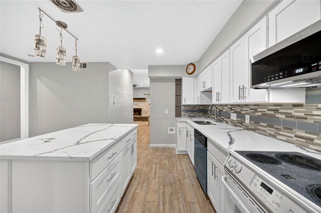 2409 Branard Street, Houston, TX 77098