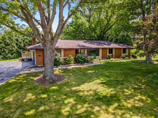 847 Hemlock Drive, Sleepy Hollow, IL 60118