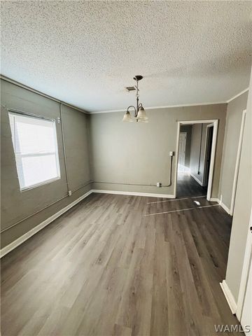 2813 Short 20th St, Tuscaloosa, AL 35401