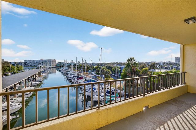 1750 HARBOR PLACE S 303, South Pasadena, FL 33707