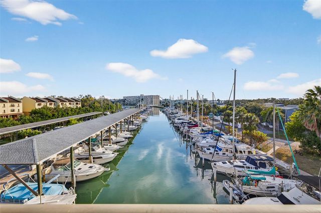 1750 HARBOR PLACE S 303, South Pasadena, FL 33707