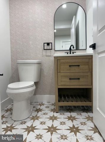 3592 BLACK ANGUS DR, Huntingdon Valley, PA 19006