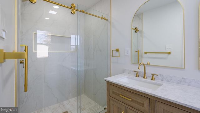 3592 BLACK ANGUS DR, Huntingdon Valley, PA 19006