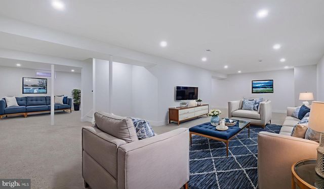 3592 BLACK ANGUS DR, Huntingdon Valley, PA 19006