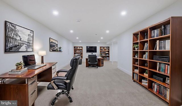 3592 BLACK ANGUS DR, Huntingdon Valley, PA 19006