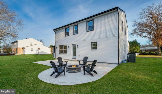 3592 BLACK ANGUS DR, Huntingdon Valley, PA 19006