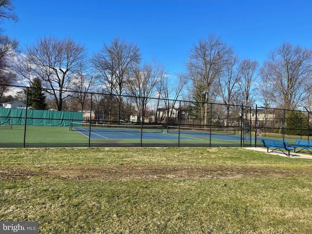 3592 BLACK ANGUS DR, Huntingdon Valley, PA 19006