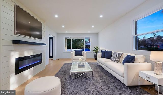 3592 BLACK ANGUS DR, Huntingdon Valley, PA 19006