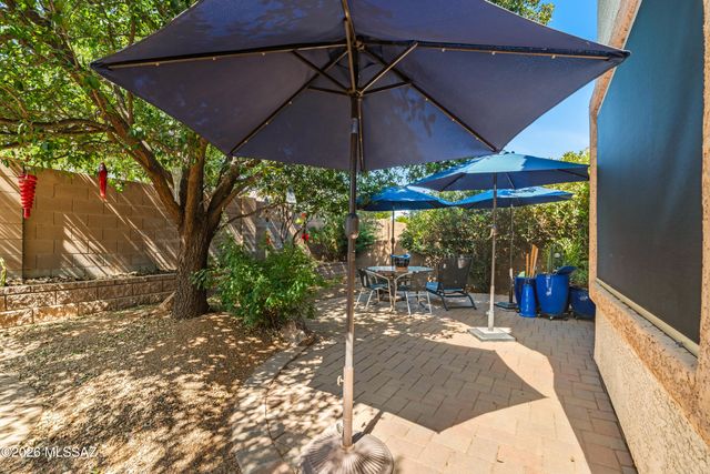 649 W Calle Media Luz, Sahuarita, AZ 85629