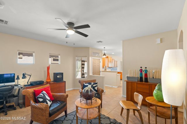 649 W Calle Media Luz, Sahuarita, AZ 85629