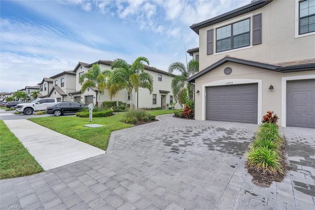 14204 Pine Lodge LN, Fort Myers, FL 33913