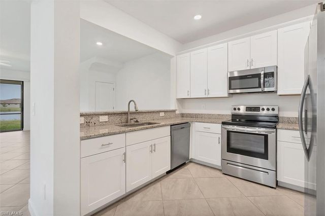 14204 Pine Lodge LN, Fort Myers, FL 33913