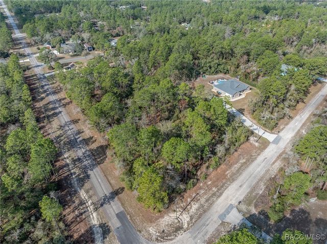 7082 N Treehaven Terrace, Citrus Springs, FL 34433