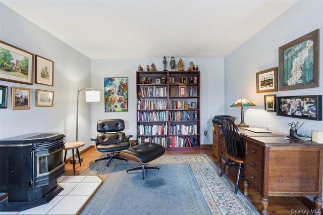 9 Sachs Court, Hopewell Junction, NY 12533