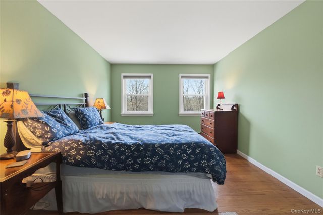 9 Sachs Court, Hopewell Junction, NY 12533