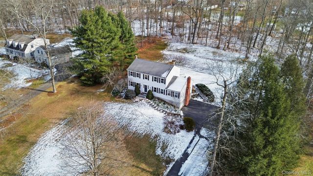 9 Sachs Court, Hopewell Junction, NY 12533