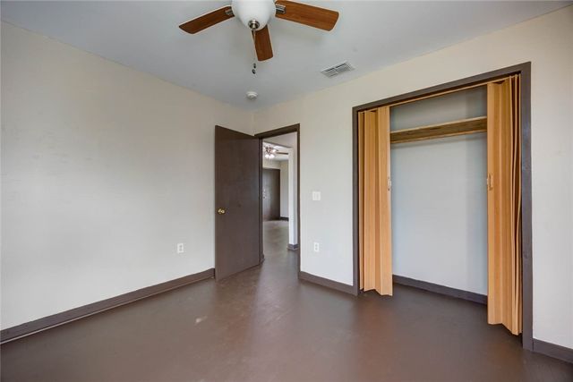 2437 Nemec St, Corpus Christi, TX 78415