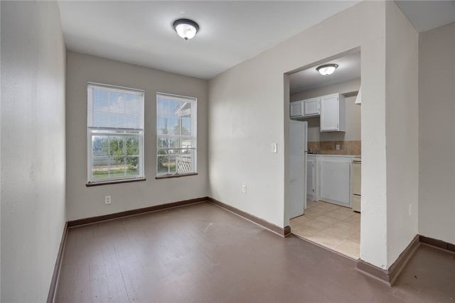 2437 Nemec St, Corpus Christi, TX 78415