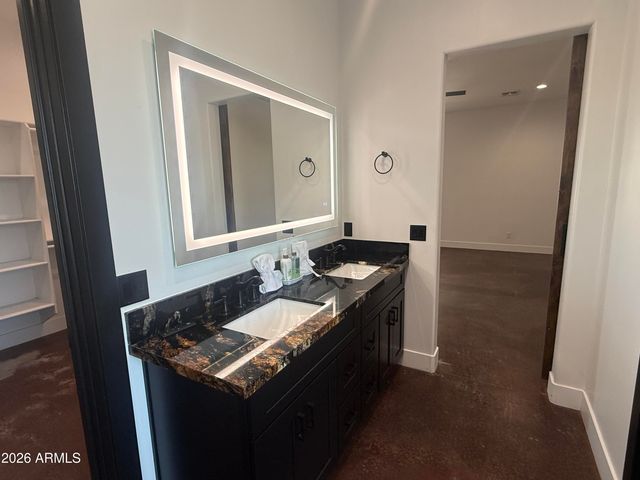22227 W DIXILETA Drive, Wittmann, AZ 85361