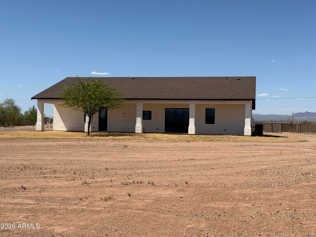 22227 W DIXILETA Drive, Wittmann, AZ 85361