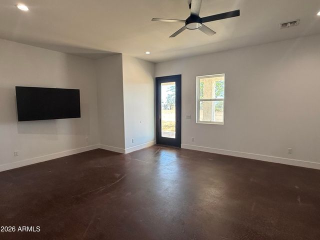 22227 W DIXILETA Drive, Wittmann, AZ 85361