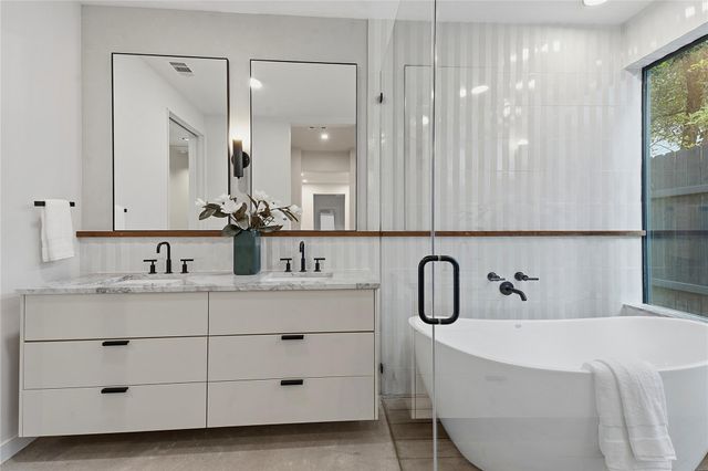 5001 Lynnwood ST, Austin, TX 78756