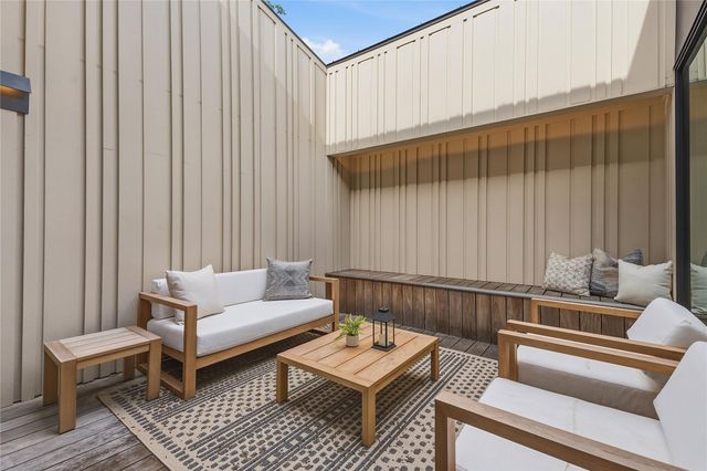 5001 Lynnwood ST, Austin, TX 78756