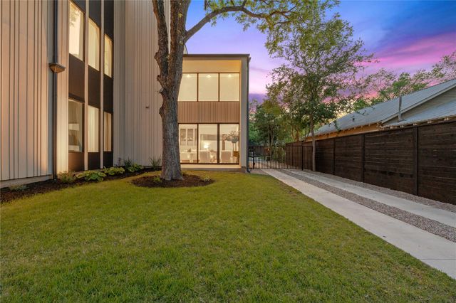 5001 Lynnwood ST, Austin, TX 78756