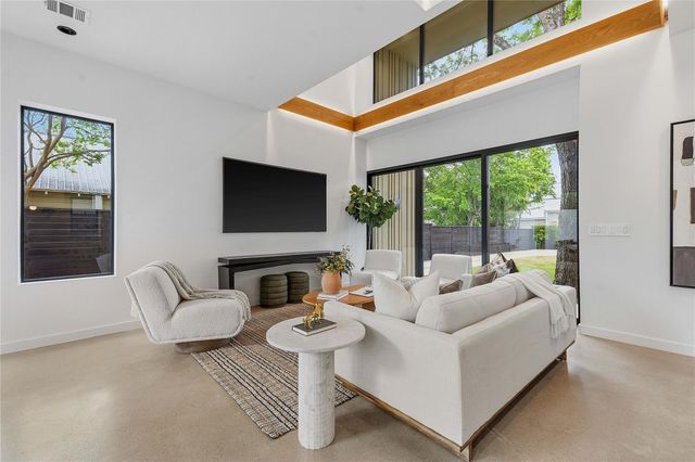 5001 Lynnwood ST, Austin, TX 78756